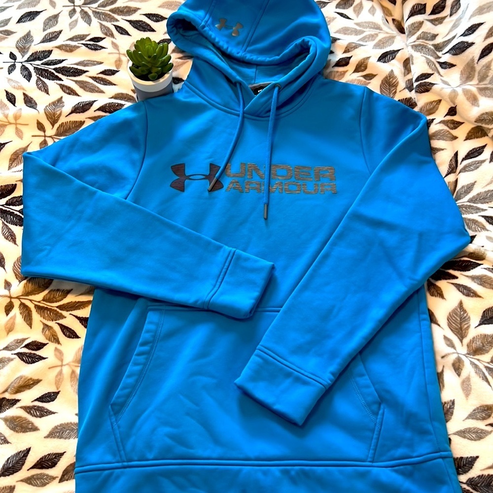 Under Armour Hooded Sweatshirt *** MUST GO!!! ***